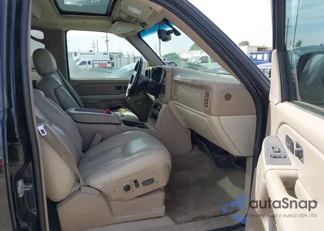 2006 Chevrolet Tahoe Z71 из США, поврежденный, VIN 1GNEC13Z96R154005